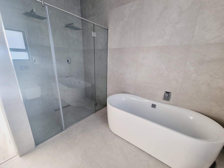 4 Bedroom Property for Sale in Sandown Western Cape